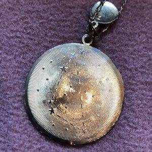Jewelry - Gold Leo pendant on a delicate chain Jewelry - Gold Leo pendant on a delicate chain